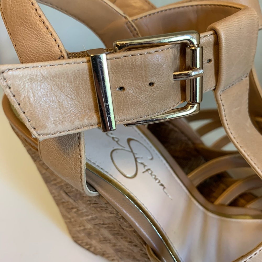 Jessica Simpson | nude wedges | sz 8 - Picture 9 of 11